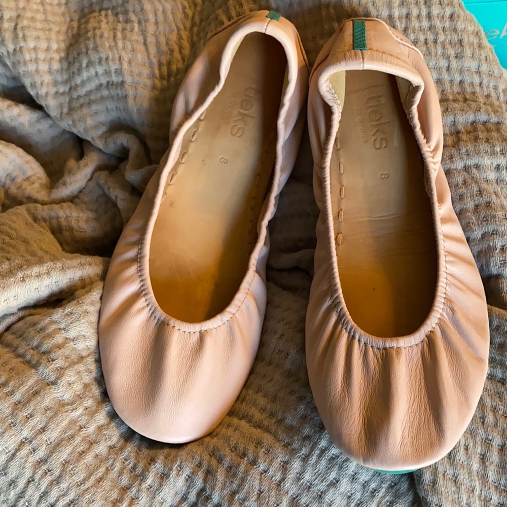 Ballerina Pink Tieks sz 8